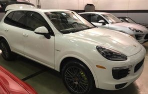 卡宴报价(卡宴报价2022款价格及图片)