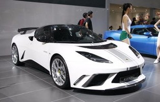 科尼塞克(科尼塞克跑车的价格)