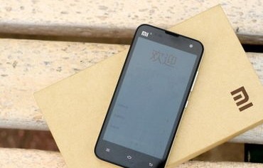小米2手机图片，经典设计的永恒魅力