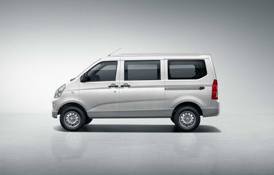 五菱荣光参数详解