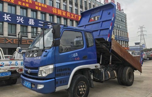 二手车小货车个人出售(附近个人二手货车转让)