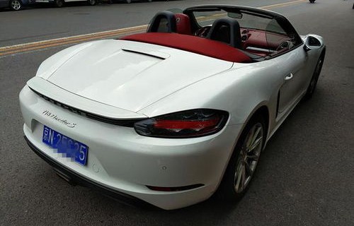 保时捷718敞篷(保时捷718敞篷报价落地多少钱)