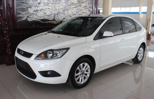 2014年福特福克斯二手多少钱(2014年福特福克斯二手多少钱2010款)