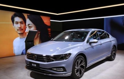 一汽迈腾最新报价(一汽大众迈腾2020新款图片最新消息)