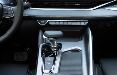 吉利星瑞报价及图片(吉利星瑞15t昆仑版落地价)