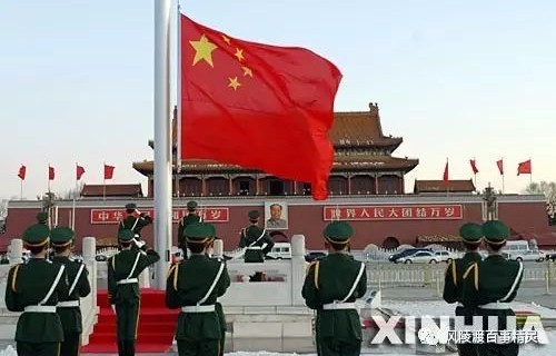 国庆天安门升旗仪式，一个催人泪下的彩蛋