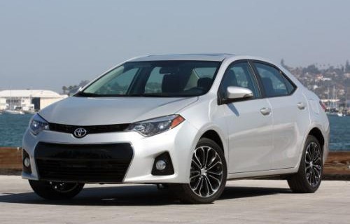 卡罗拉和雷凌哪个好(卡罗拉和雷凌哪个好贵)