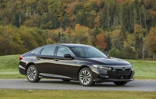 十代雅阁价格及图片(雅阁十代价格及图片)