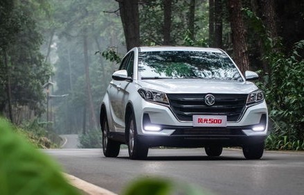 东风风光380报价及图片(东风风光380报价及图片5座配置)