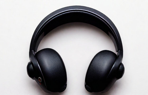 摩托罗拉v500（摩托罗拉V500耳机双耳怎么设置）