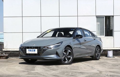 现代伊兰特2022款报价及图片(现代伊兰特2021款报价图片)