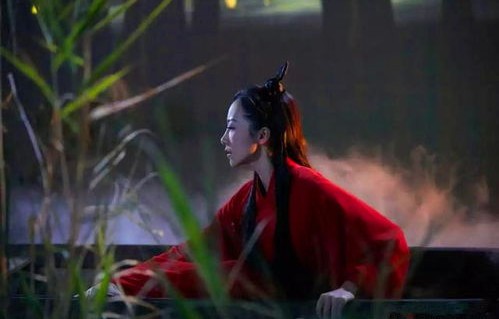 许幻幻的成长之路——从短剧女儿当自强看自强不息的力量