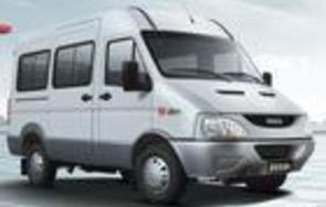 2023款依维柯七座(2023款依维柯七座MPv)