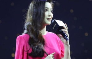 月夜下的荒唐一夜，美女总裁携娃闯入，83集短剧的精彩演绎