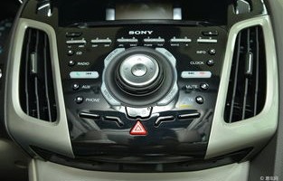 2012款新福克斯三厢参数配置(2012款新福克斯三厢旗舰款)