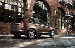 沃尔沃xc60的价格(沃尔沃XC60的价格和特点是什么?)