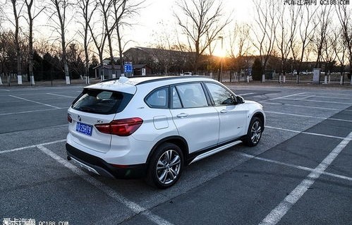 宝马x1混合动力车21万(宝马x1混动版 新能源多少钱)