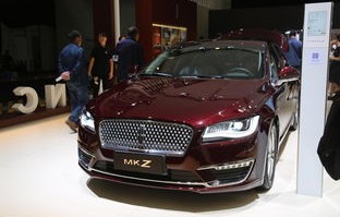 林肯mkz价格及图片(林肯mkz价格及图片suv)
