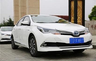 卡罗拉双擎价格(卡罗拉双擎价格崩了)