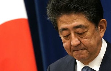 日本首相的吃相问题，公众眼中的形象与网络批评的反思