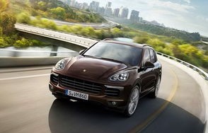 卡宴汽车，速度与豪华的完美融合