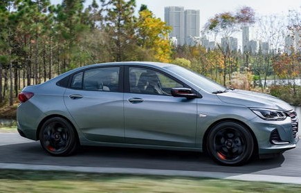 雪佛兰科沃兹自动挡多少钱(雪佛兰科沃兹自动挡标配多少钱)