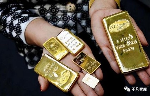 迪拜展出300公斤金条，黄金之城的璀璨新篇章