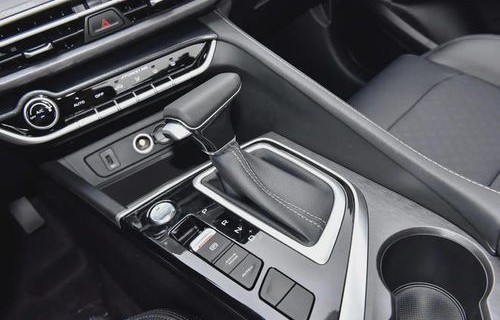 长安逸动plus2023款报价(长安逸动plus2023款报价自动挡油耗)