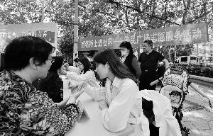 三十载寻亲路，麻省理工博士的坎坷人生