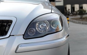 华晨中华骏捷2009款(华晨中华骏捷2009款轮胎气压显示器)