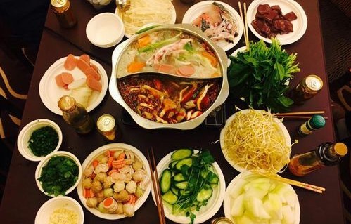 以265元做12道年夜饭为主题的智慧生活美食之旅