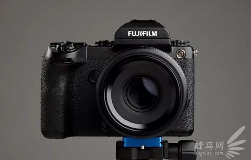 富士x100v引众怒(富士x100V重量)
