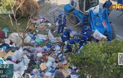 肖阿婆家垃圾清理记，十吨垃圾的蜕变