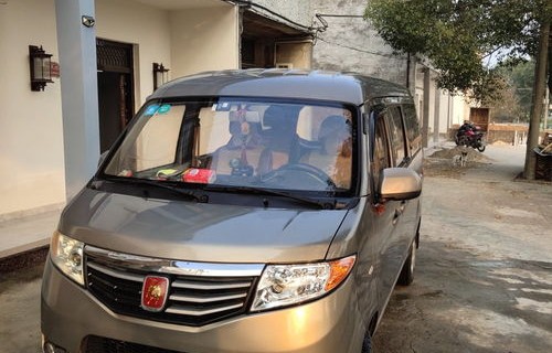 个人面包车转让1万左右(个人一手面包车转让)