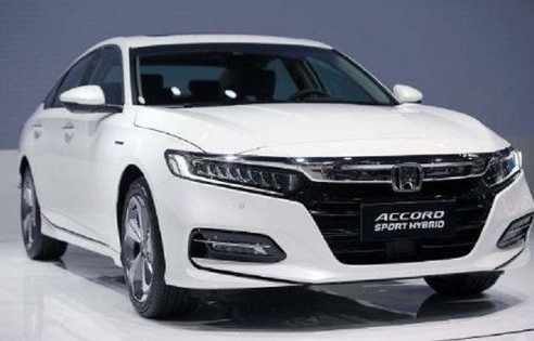 十代雅阁图片(十代雅阁图片外观)