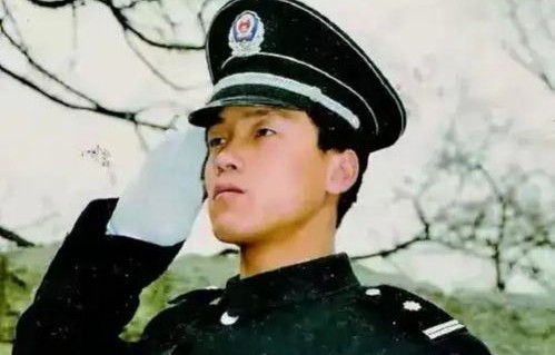 老爸的世界首富传奇，80集短剧保安的逆袭