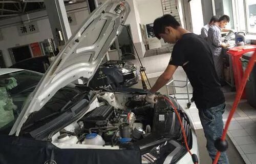 新手汽车知识入门大全(汽车新手入门基本常识讲解)