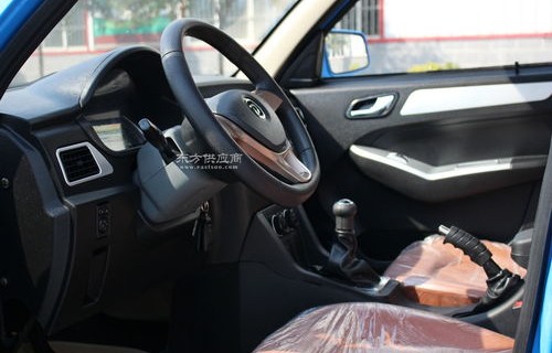 一万元小电跑4人座(一万左右小电跑4人座)