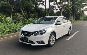 卡罗拉和轩逸哪个好(卡罗拉和轩逸哪个好,省油)