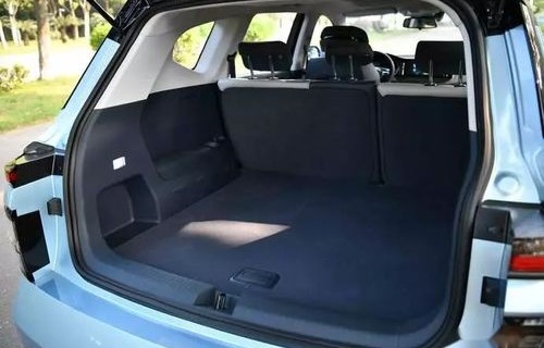 五菱宏光7座多少钱一辆(五菱宏光7座车型多少钱)