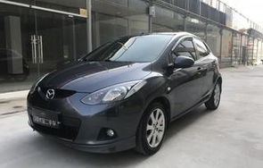 马自达2两厢价格及图片(马自达2二手车值得买吗)