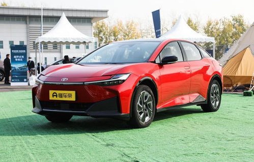 丰田新能源汽车(丰田新能源汽车bz3)
