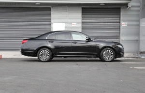 红旗h7(红旗h7suv图片及价格)