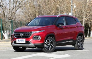 suv全部车型报价及图片(宝骏suv车型报价图片)