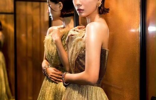 张柏芝穿金色长裙，美得令人心醉