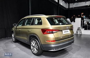 大众380车价格及图片(大众380车价格及图片7座)