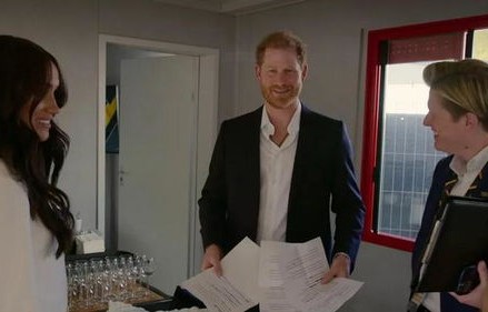 妻子眼中的蔡磊，勇敢面对挑战，双手臂瘫痪的坚强丈夫