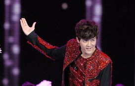 蛇年春晚沈腾的幽默登场，笑点连连的舞台魅力