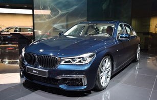 宝马7系价格(宝马7系价格多少钱一辆)