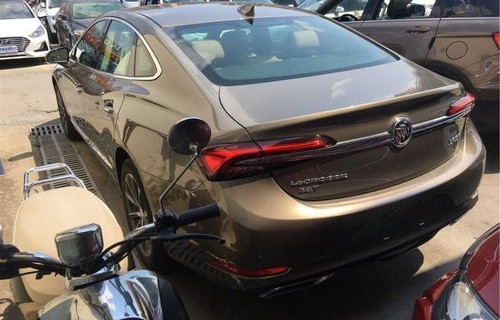 别克君越2019款报价及图片(别克君越2019款报价及图片最便宜的车)